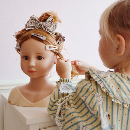 Poupée de coiffure Konges Sløjd avec des accessoires pour les cheveux