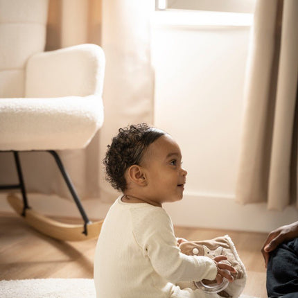 Activiteiten kubus Heaven clay/warm linen koop je bij Babywinkel