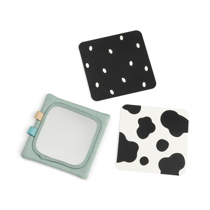 Baby contrast card holder Tiny farm Green koop je bij Babywinkel