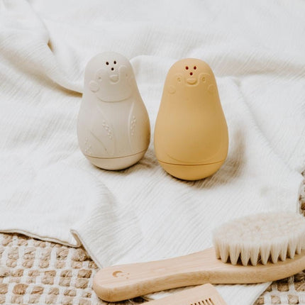 Baby's Only Badspeelgoed Pingu√ØNs Oker/Warm Linen 2St - Baby's Only - Babywinkel - 8720791353568