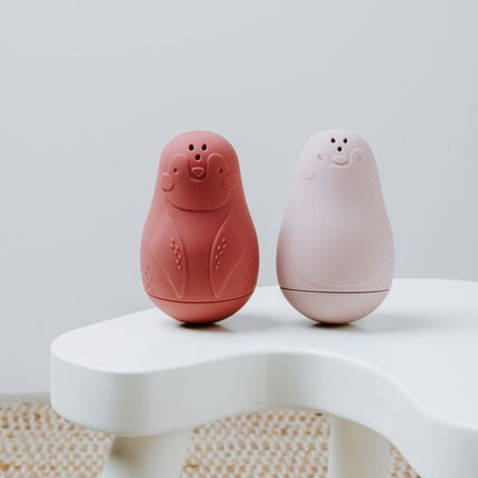 Baby's Only Badspeelgoed Pingu√ØNs Stone Red/Oud Roze 2St - Baby's Only - Babywinkel - 8720791353582