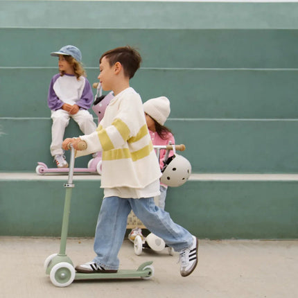 Banwood Eco Kinderstep Olive koop je bij Babywinkel