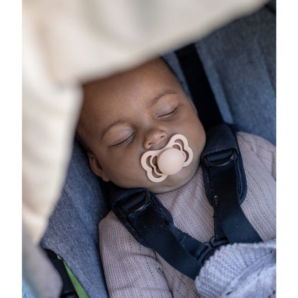 BIBS Speen Maat 1 Vanilla Night Supreme Silicone - BIBS - Babywinkel - 5713795223572