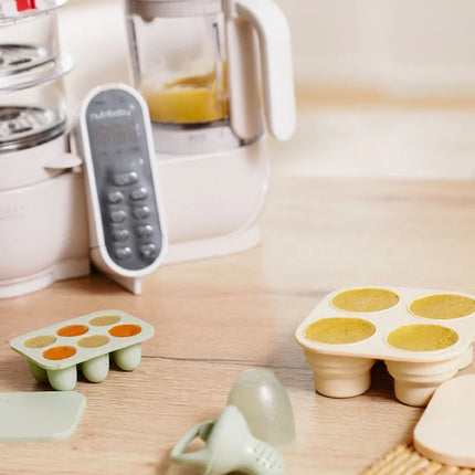 <tc>Babymoov</tc> Lot de petits récipients en silicone + jouet à mordiller