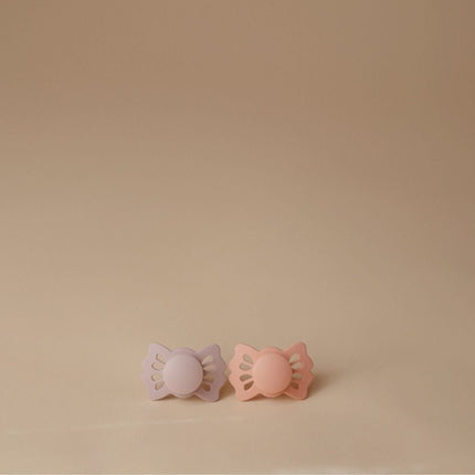 Frigg Speen Maat 1 Lucky Soft Lilac/Pretty Peach Silicone 2 - Pack - Frigg - Babywinkel - 5715239022208