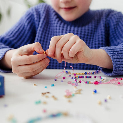 Gekleurde Knutselset Kralen Armbanden Maken - Babywinkel - 8714274028234