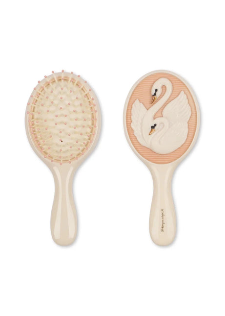 Konges Sløjd Borstel Swan koop je bij Babywinkel