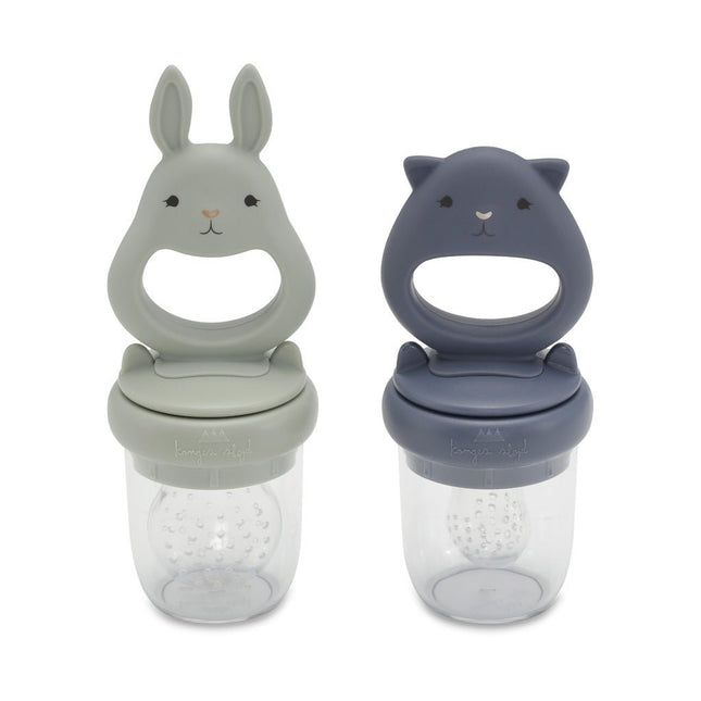 Konges Slojd Baby Bestekset Silicone Fruit Feeding Pacifier Onyx 2st koop je bij Babywinkel