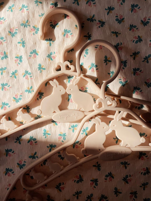 Konges Slojd Kledinghanger Kids Bunny Creme 5St koop je bij Babywinkel