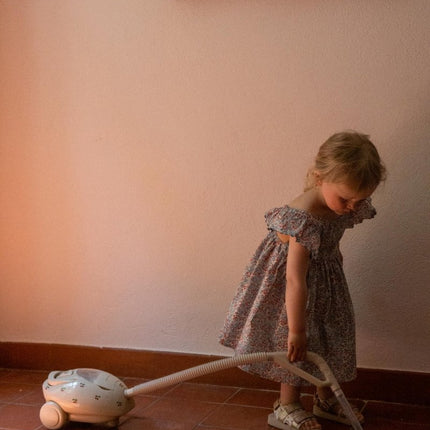 Konges Slojd Speelgoed Stofzuiger Cherry - Konges Slojd - Babywinkel - 5715404227483