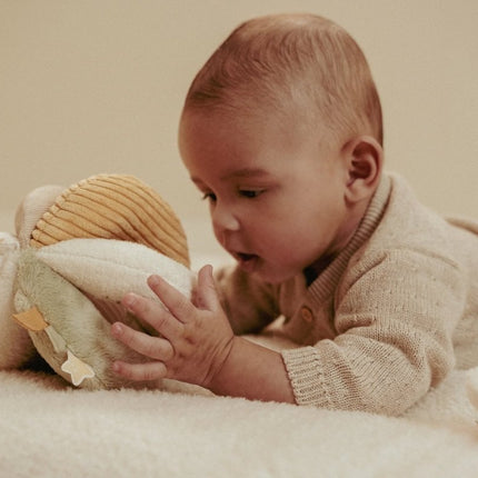Little Dutch Baby Vestje Overslag Soft Beige Melee - Babywinkel - 8721122582572