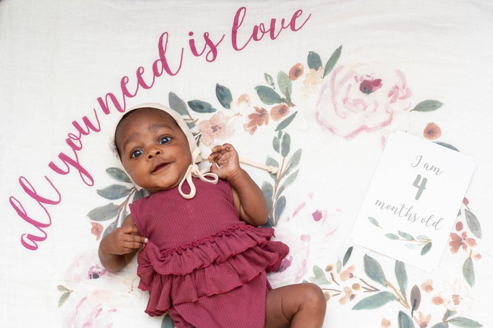 Lulujo Mijlpaalkaarten All You Need Is Love koop je bij Babywinkel