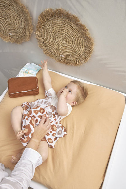 Meyco Aankleedkussenhoes 3K Basic Jersey Warm Sand - Meyco - Babywinkel - 4054703840117