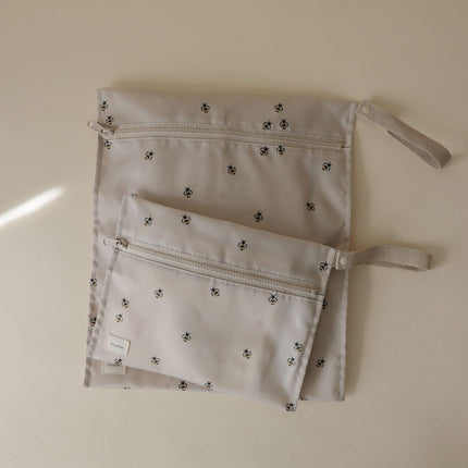 Mushie Sac de voyage Water Resistant Bees