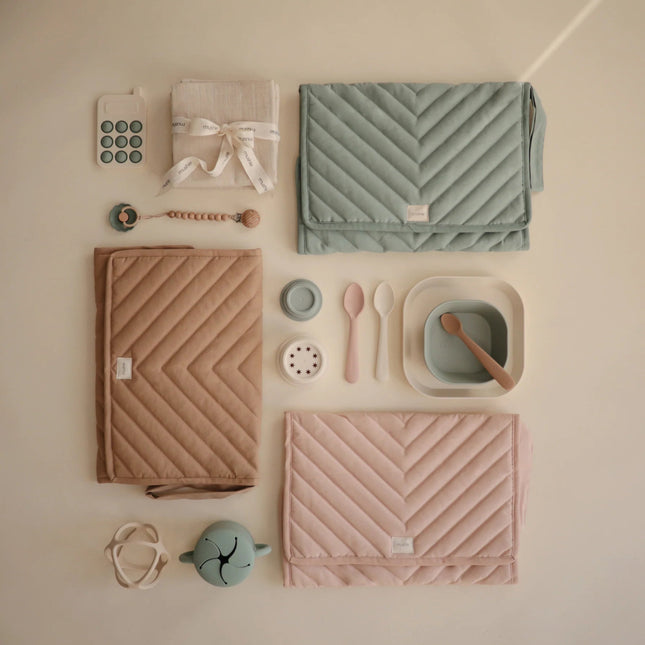 Mushie Aankleedkussen Blush - Mushie - Babywinkel - 810052460543