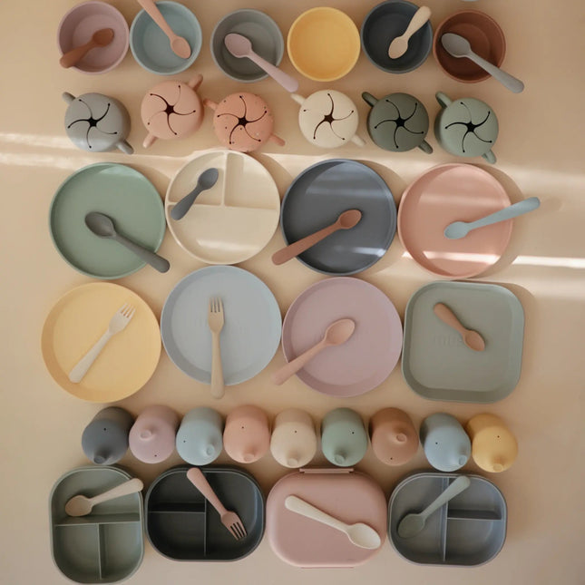 Mushie Baby Bordje Rond Smoke 2st koop je bij Babywinkel