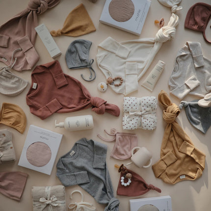 Mushie Babymutsje Bonnet Mustard Melange koop je bij Babywinkel