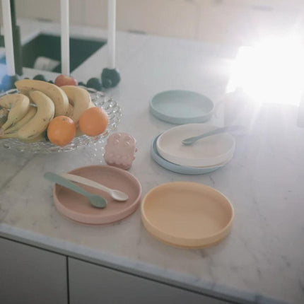Mushie Classic Silicone Plate Shifting Sand - Babywinkel - 840355802672