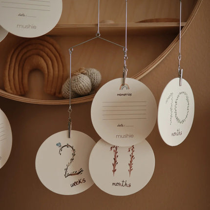 Mushie Mijlpaalkaarten Rond koop je bij Babywinkel