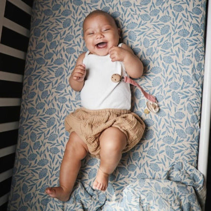 MUSHIE - SWADDLE - Blue Flowers NEW - Mushie - Babywinkel - 840355801835