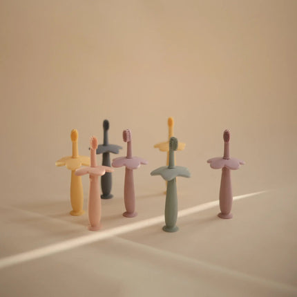 Mushie Tandenborstel Soft Lilac koop je bij Babywinkel