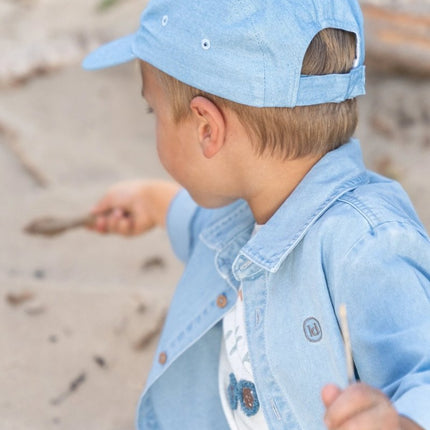 Pet denim met opdruk HEY koop je bij Babywinkel