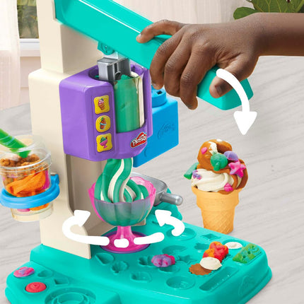 Play - Doh Regenboog IJsmaker Playset - Babywinkel - 5010996247544