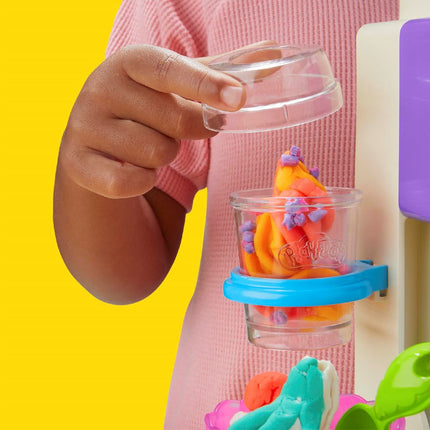 Play - Doh Regenboog IJsmaker Playset - Babywinkel - 5010996247544