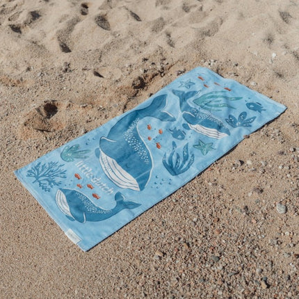 Strand handdoek Ocean World Blue koop je bij Babywinkel