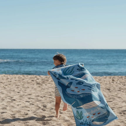 Strand handdoek Ocean World Blue koop je bij Babywinkel