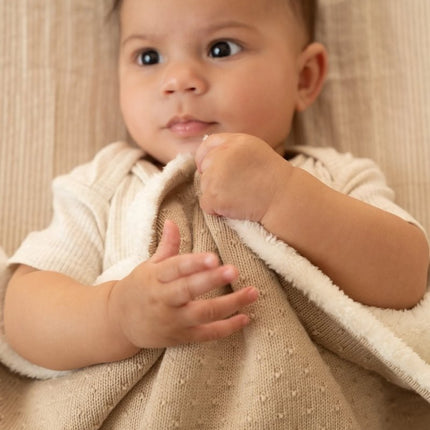 Wiegdeken gebreid/fleece - Pure Soft Beige - Babywinkel - 8721122584347